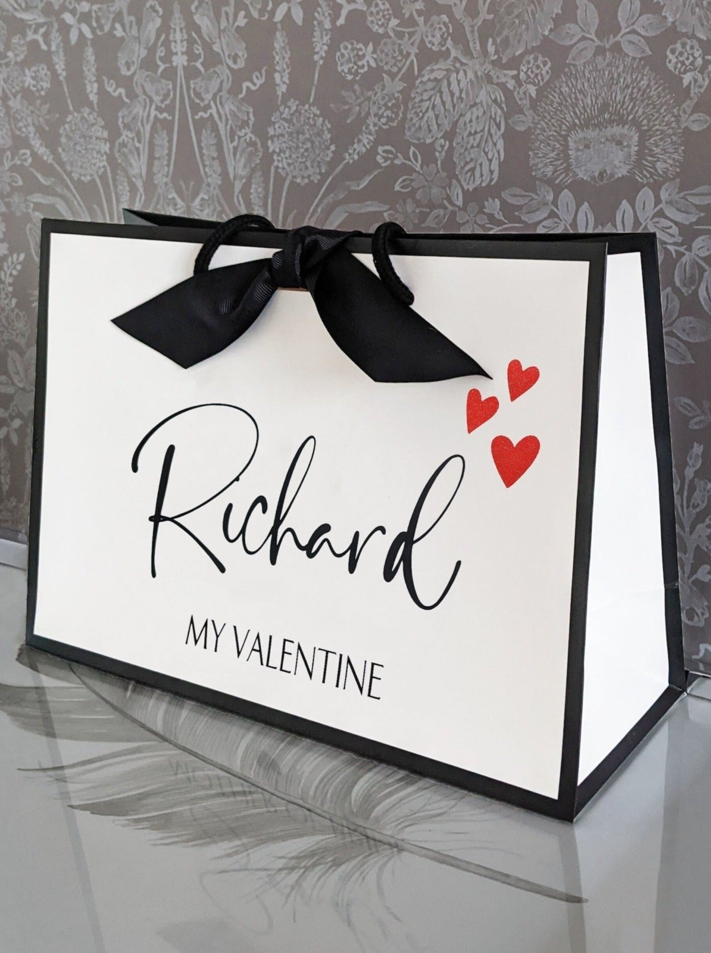 Valentines Gift Bag - Love Hearts