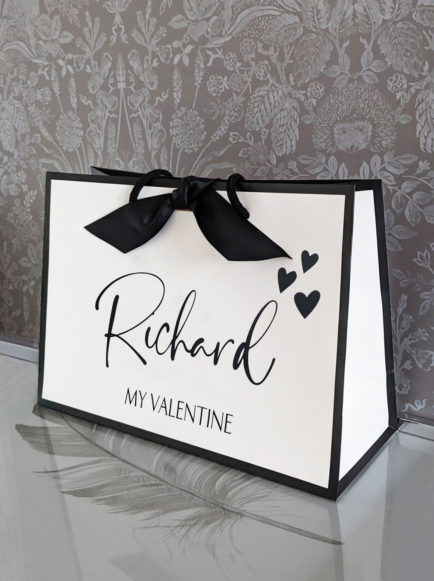 Valentines Gift Bag - Love Hearts