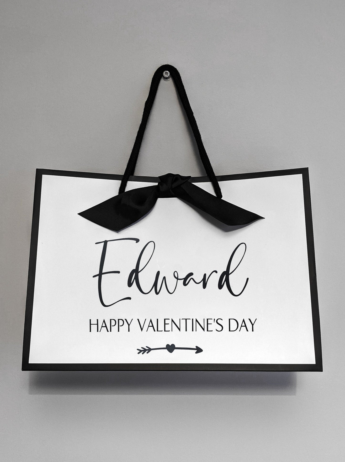 Valentines Gift Bag - Black Edge